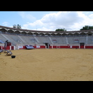 In der Plaza de Toros Coso de Sutullena (Stierkampfarena)